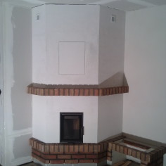 Akumulační krb s vložkou KV 075 a akumulačním výměníkem